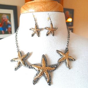 🏖Chunky silver/gold starfish necklace & earrings